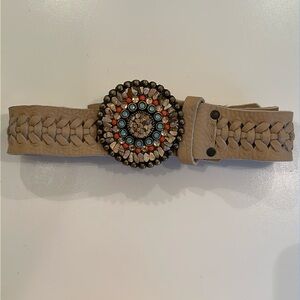 New LEATHEROCK Beaded Tan Leather Belt. 
Size L37.